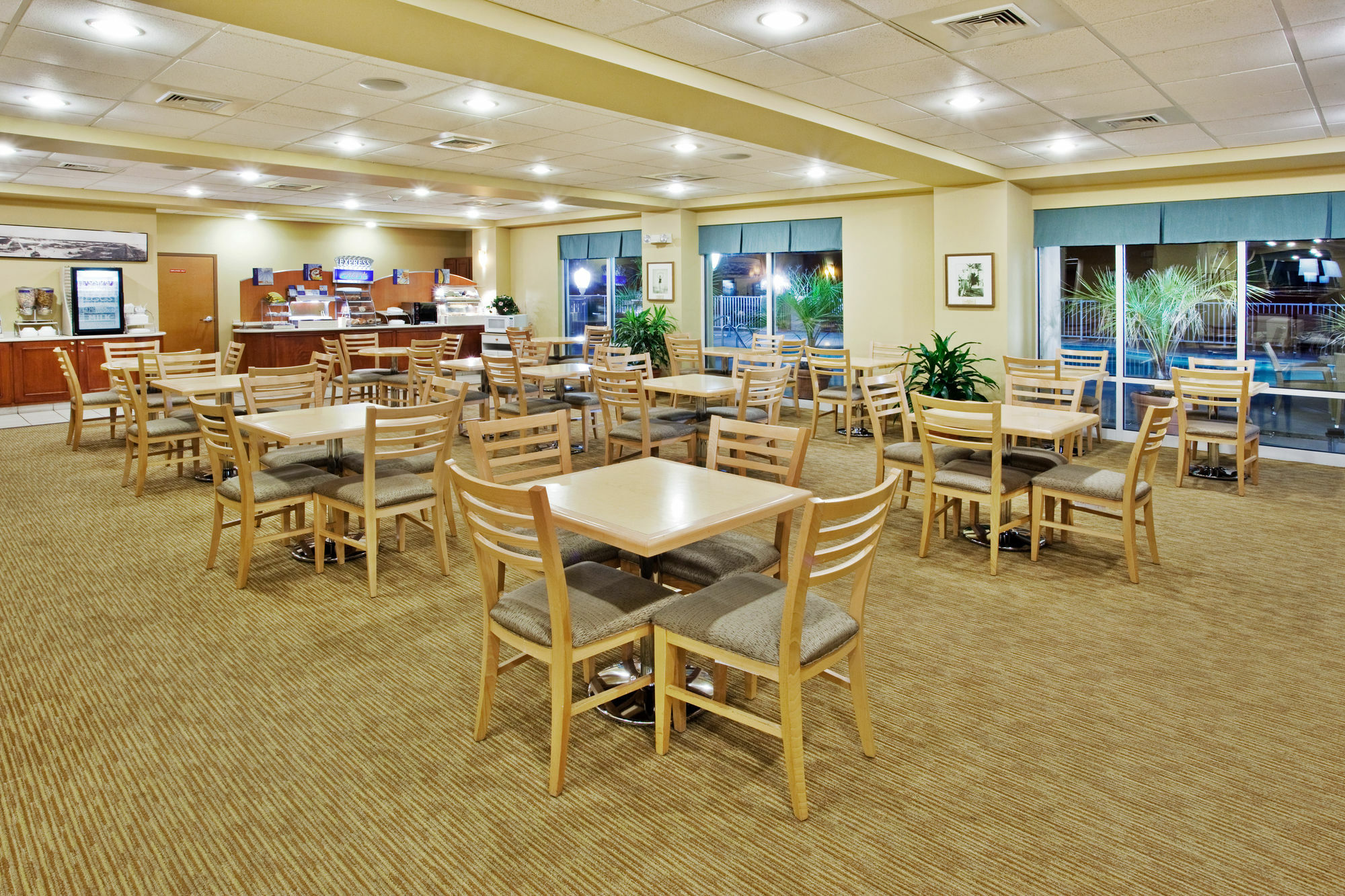 Holiday Inn Express Myrtle Beach-Broadway At The Beach By Ihg מראה חיצוני תמונה