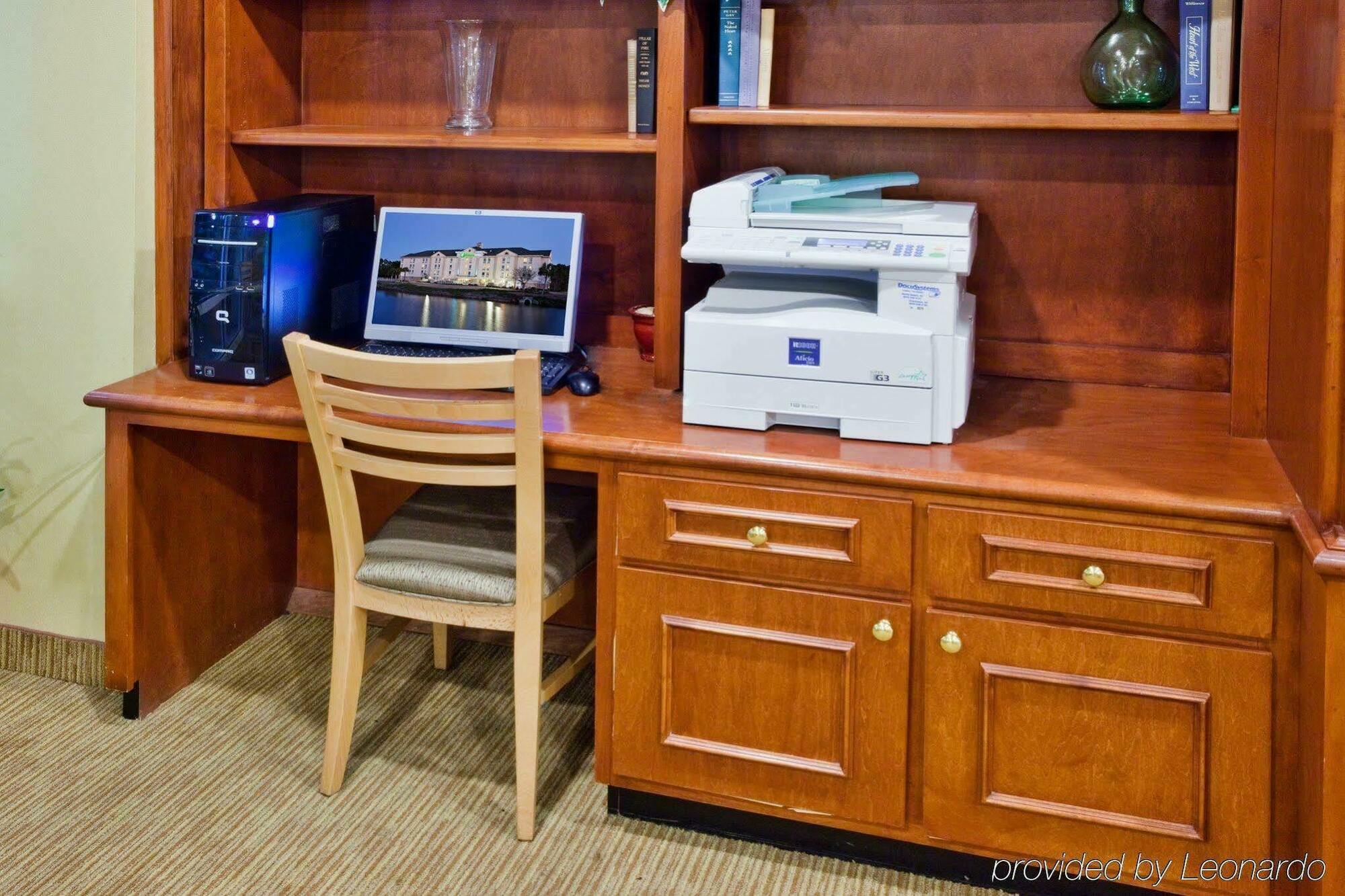 Holiday Inn Express Myrtle Beach-Broadway At The Beach By Ihg מראה חיצוני תמונה